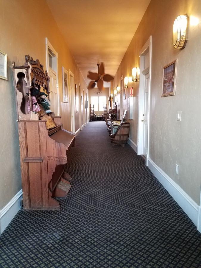 Steam Train Hotel Antonito ภายนอก รูปภาพ